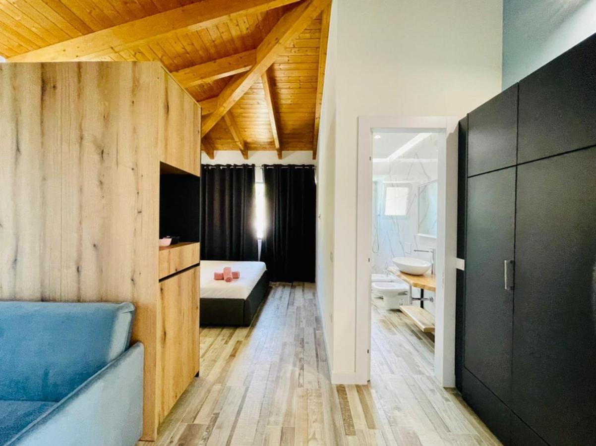 Adriatik Hotel Vlore Bagian luar foto