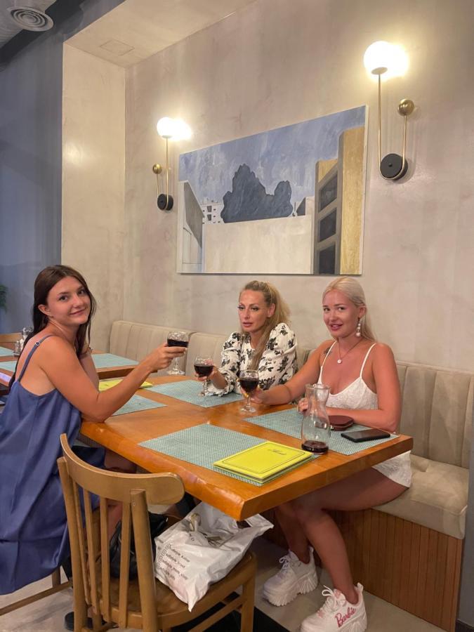 Adriatik Hotel Vlore Bagian luar foto